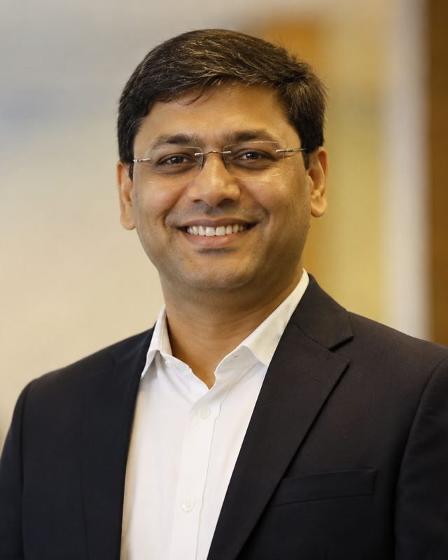 Mayur Jain, Physics faculty